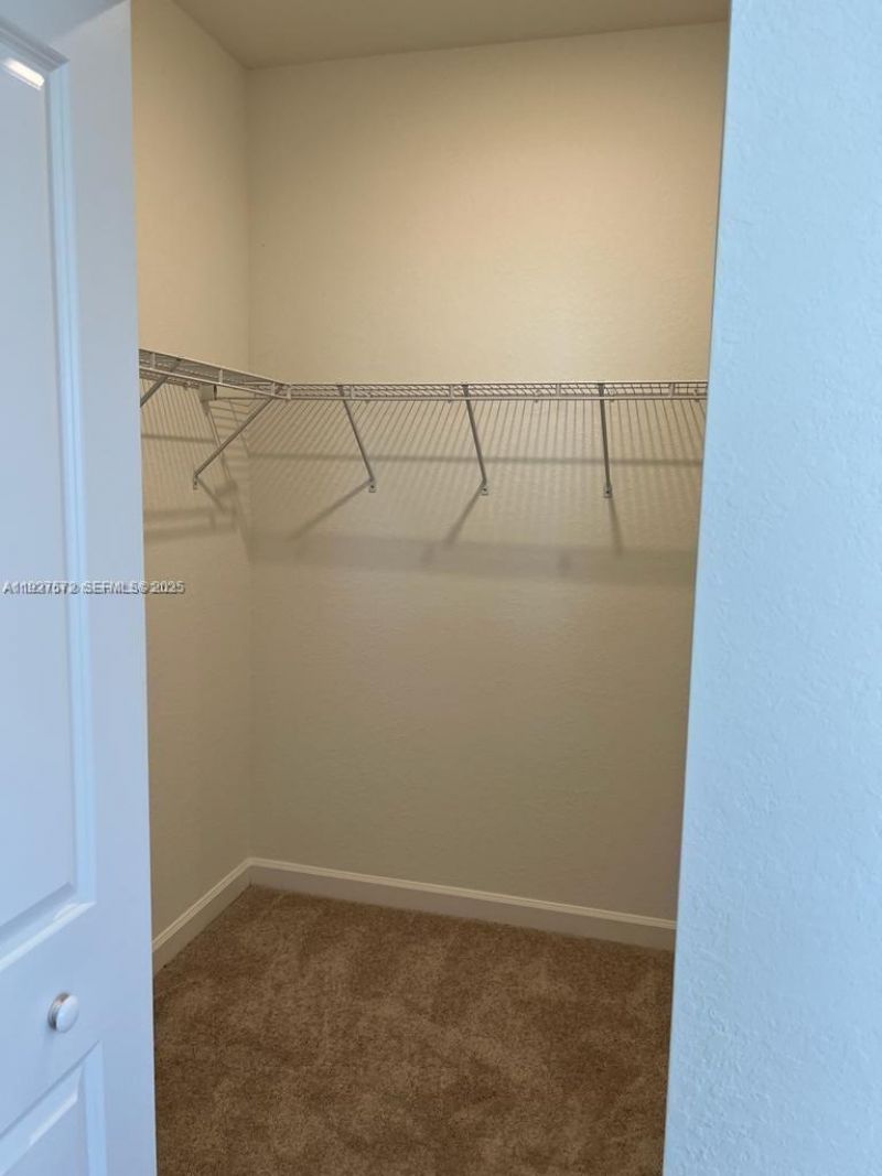 2281 NW 131st Cir, Miami, FL 33167 Photo