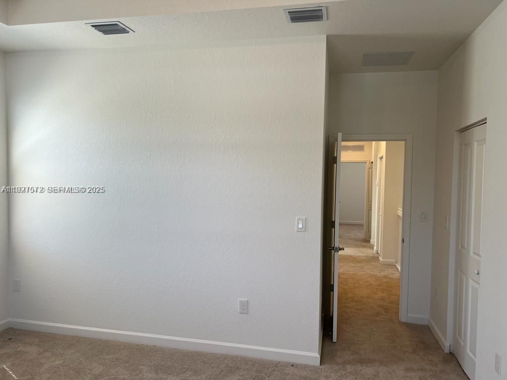 2281 NW 131st Cir, Miami, FL 33167 Photo