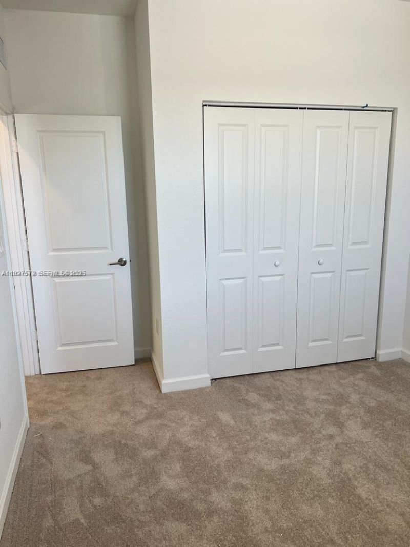 2281 NW 131st Cir, Miami, FL 33167 Photo