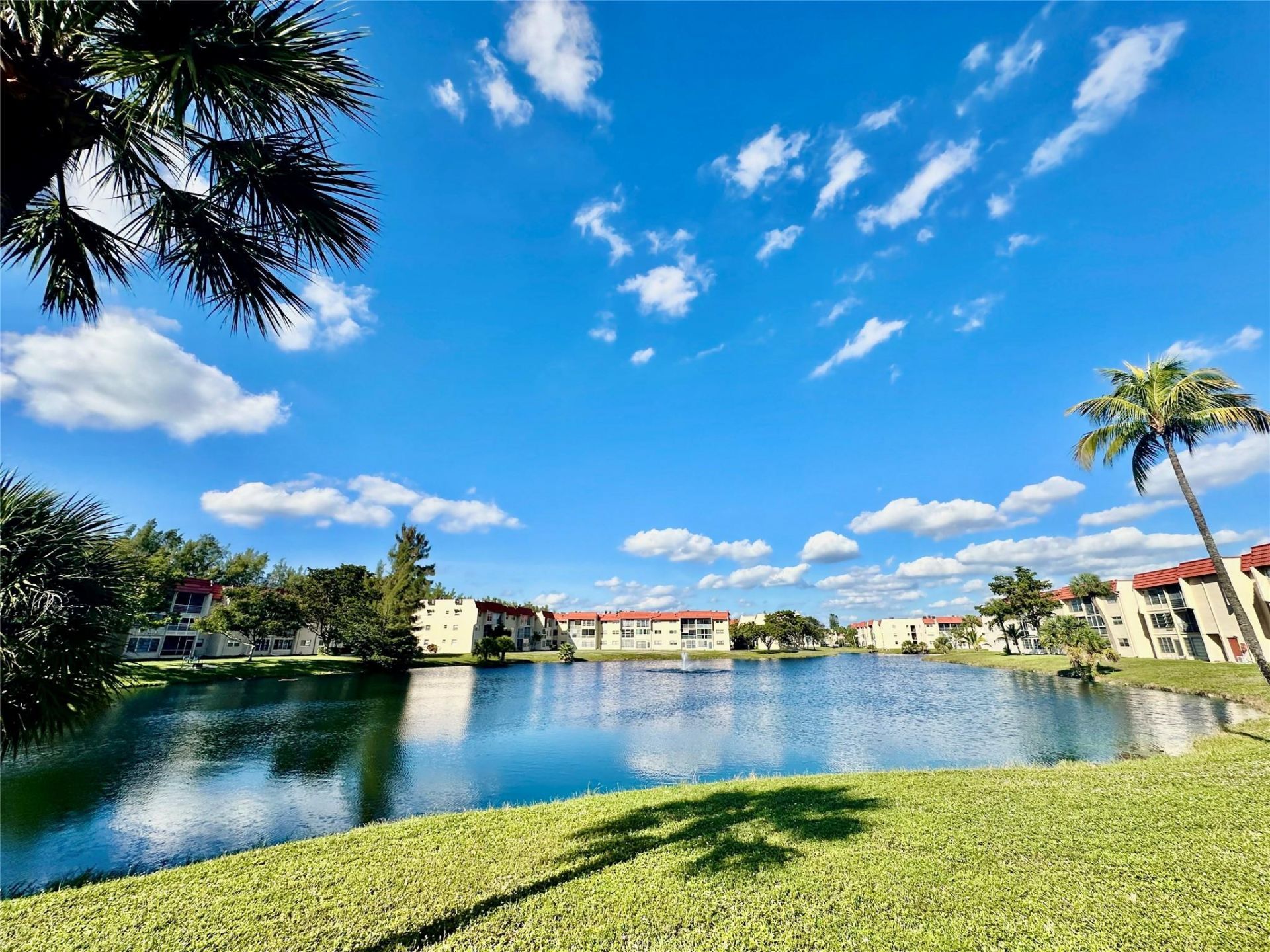 2651 E Sunrise Lks Drive, Unit 308, Fort Lauderdale, FL 33322 Photo