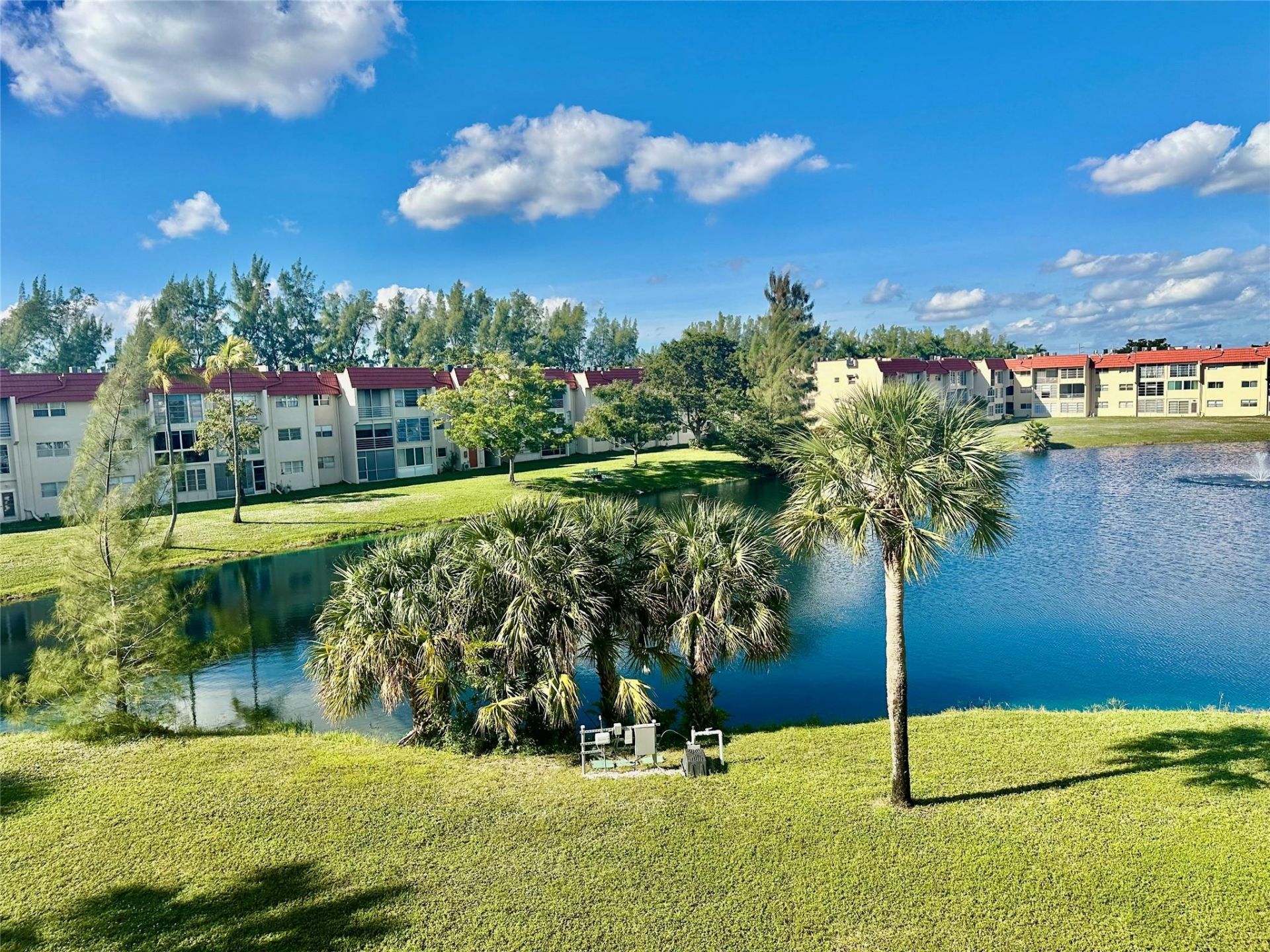 2651 E Sunrise Lks Drive, Unit 308, Fort Lauderdale, FL 33322 Photo