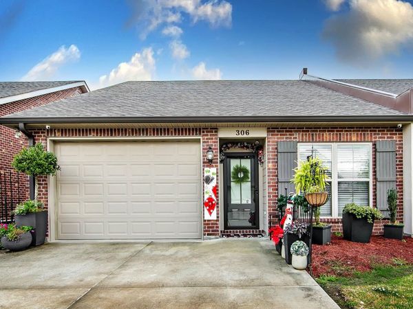 306 Derusso Street, Houma, LA 70364
