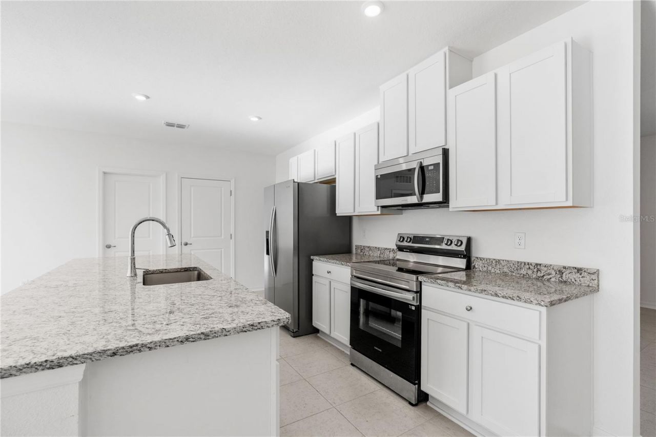 8 Bannbury Lane, Palm Coast, FL 32137 Photo