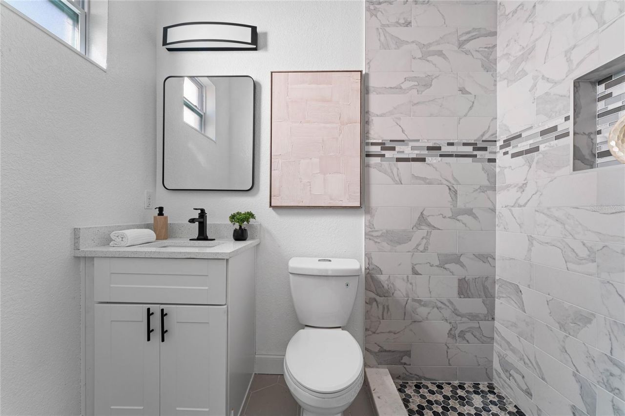 1421 35th Street S, Saint Petersburg, FL 33711 Photo