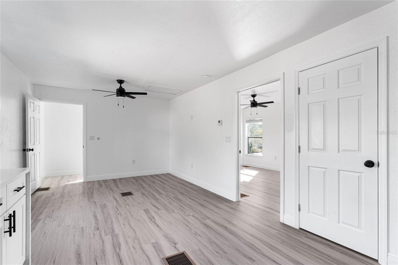 1421 35th Street S, Saint Petersburg, FL 33711 Photo