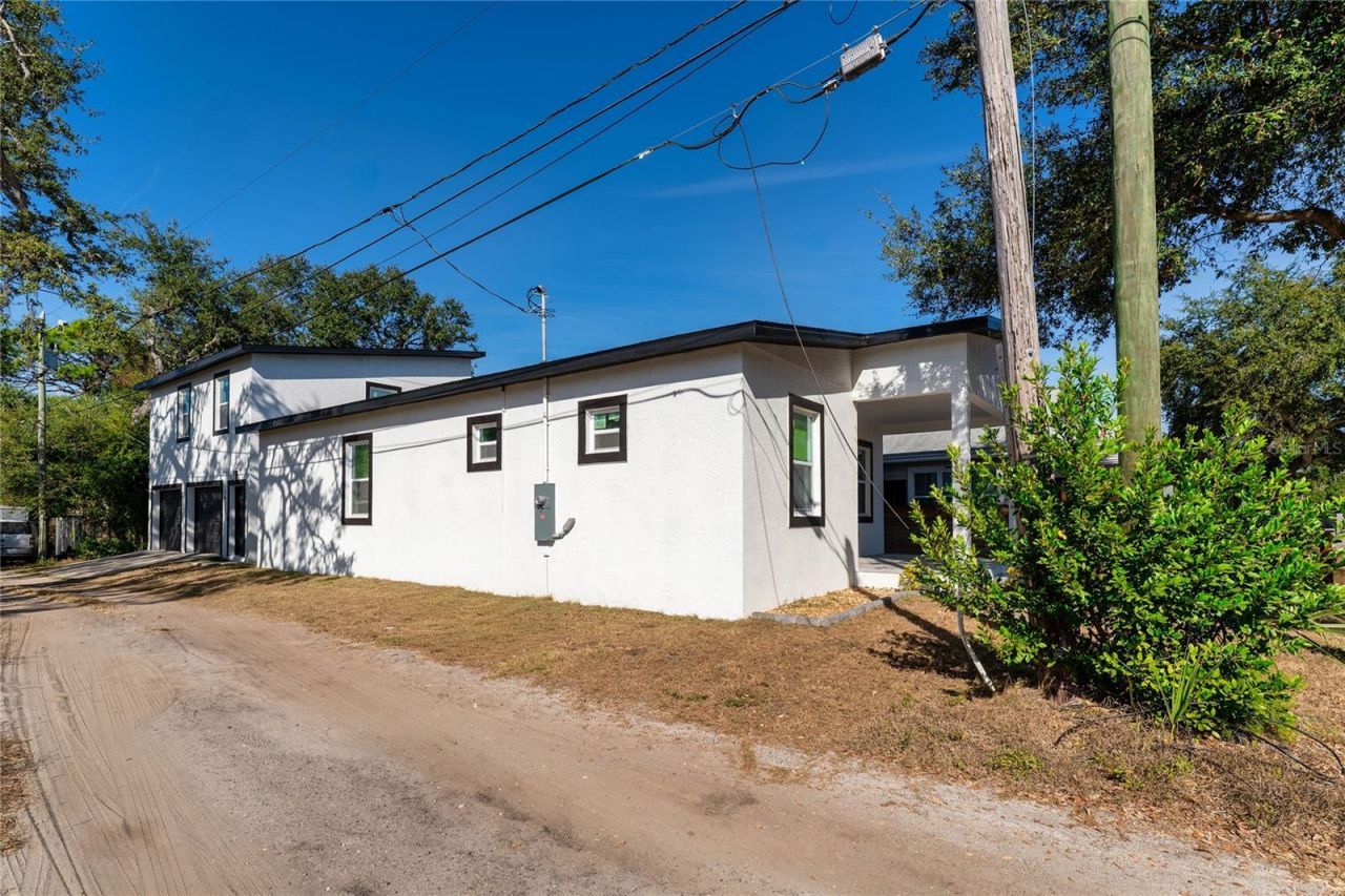 1421 35th Street S, Saint Petersburg, FL 33711 Photo