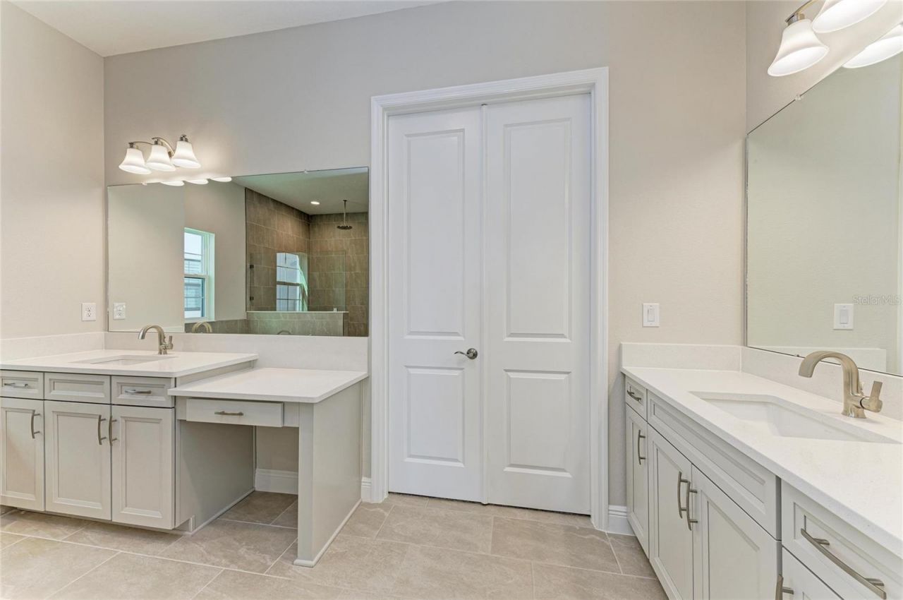 35244 Big Hawk Drive, Zephyrhills, FL 33541 Photo