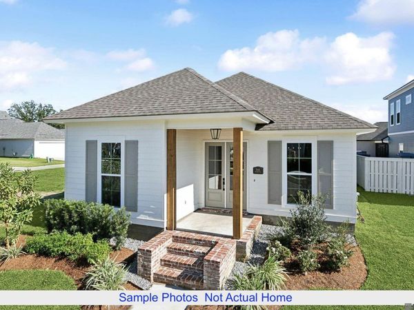 4063 Memorial Square, Zachary, LA 70791