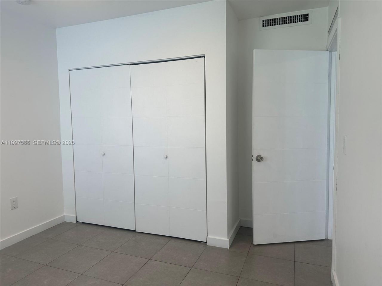 2206 Simms St, Unit 2206, Hollywood, FL 33020 Photo