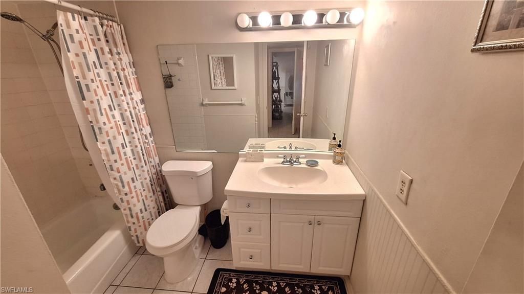 406 Meadowlark Ln, Unit 406A, Naples, FL 34105 Photo
