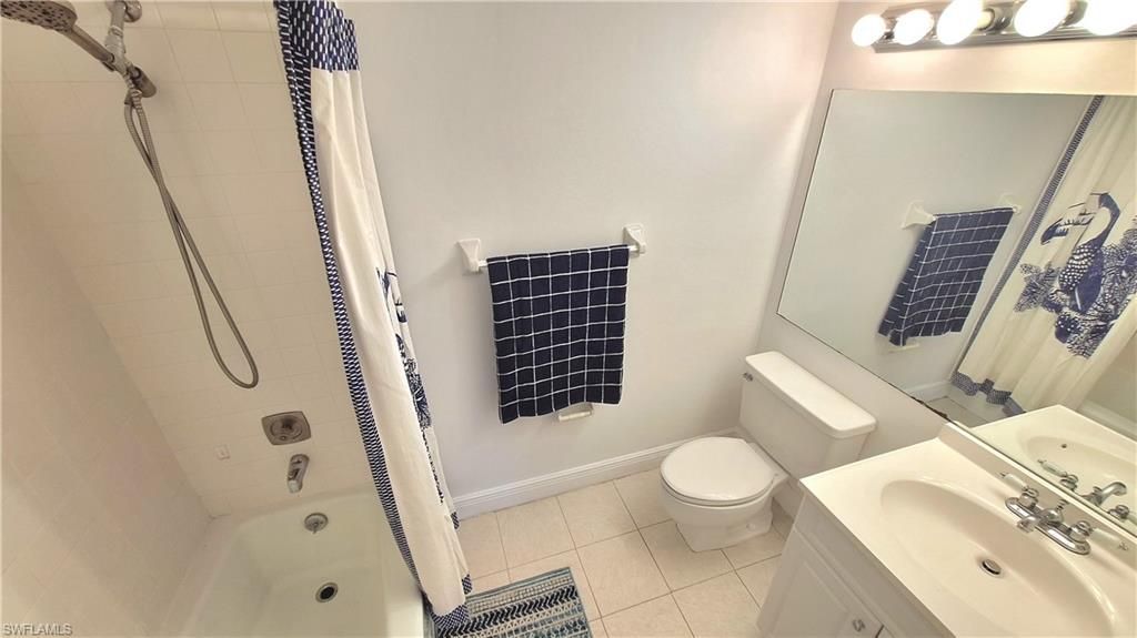 406 Meadowlark Ln, Unit 406A, Naples, FL 34105 Photo