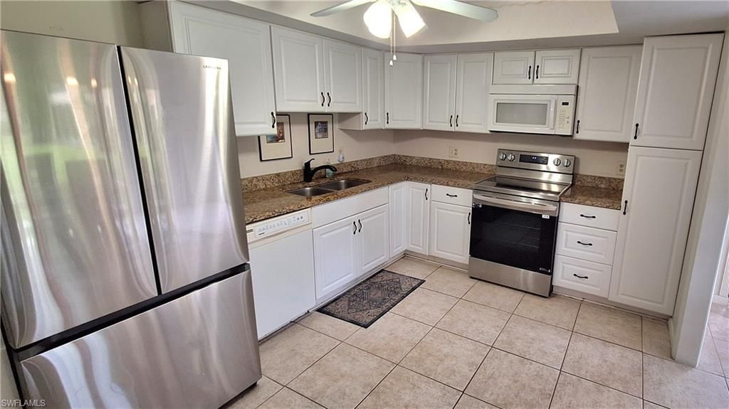 406 Meadowlark Ln, Unit 406A, Naples, FL 34105 Photo