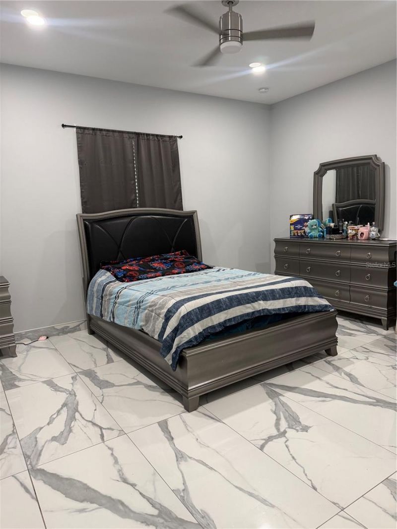 5317 3rd, Bradenton, FL 34203 Photo