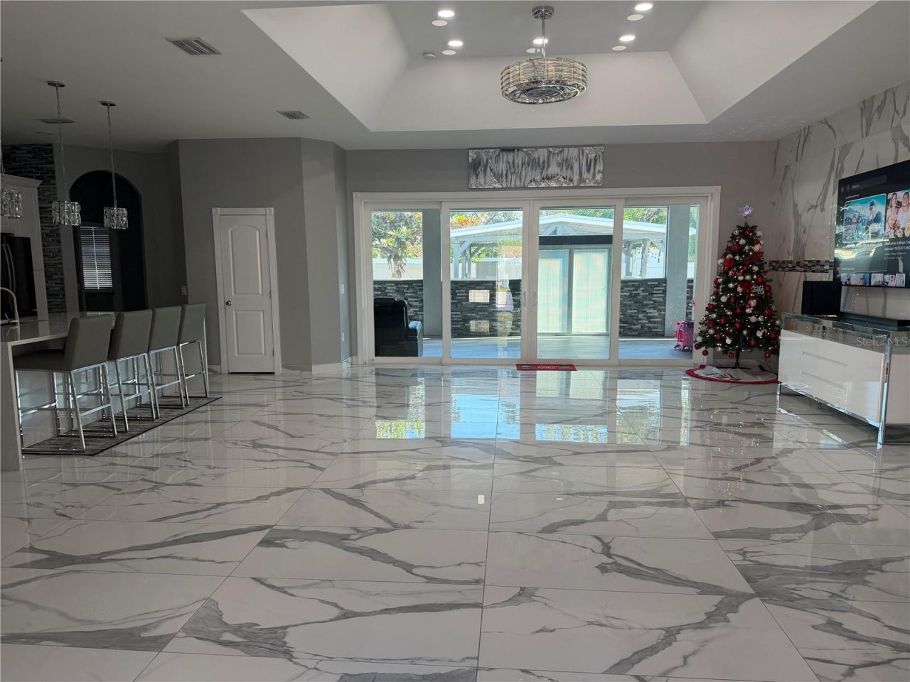 5317 3rd, Bradenton, FL 34203 Photo