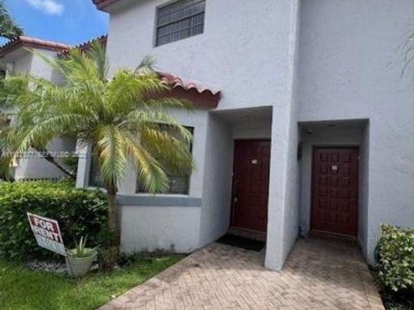 15455 SW 74th Cir Ct, Unit 1106, Miami, FL 33193