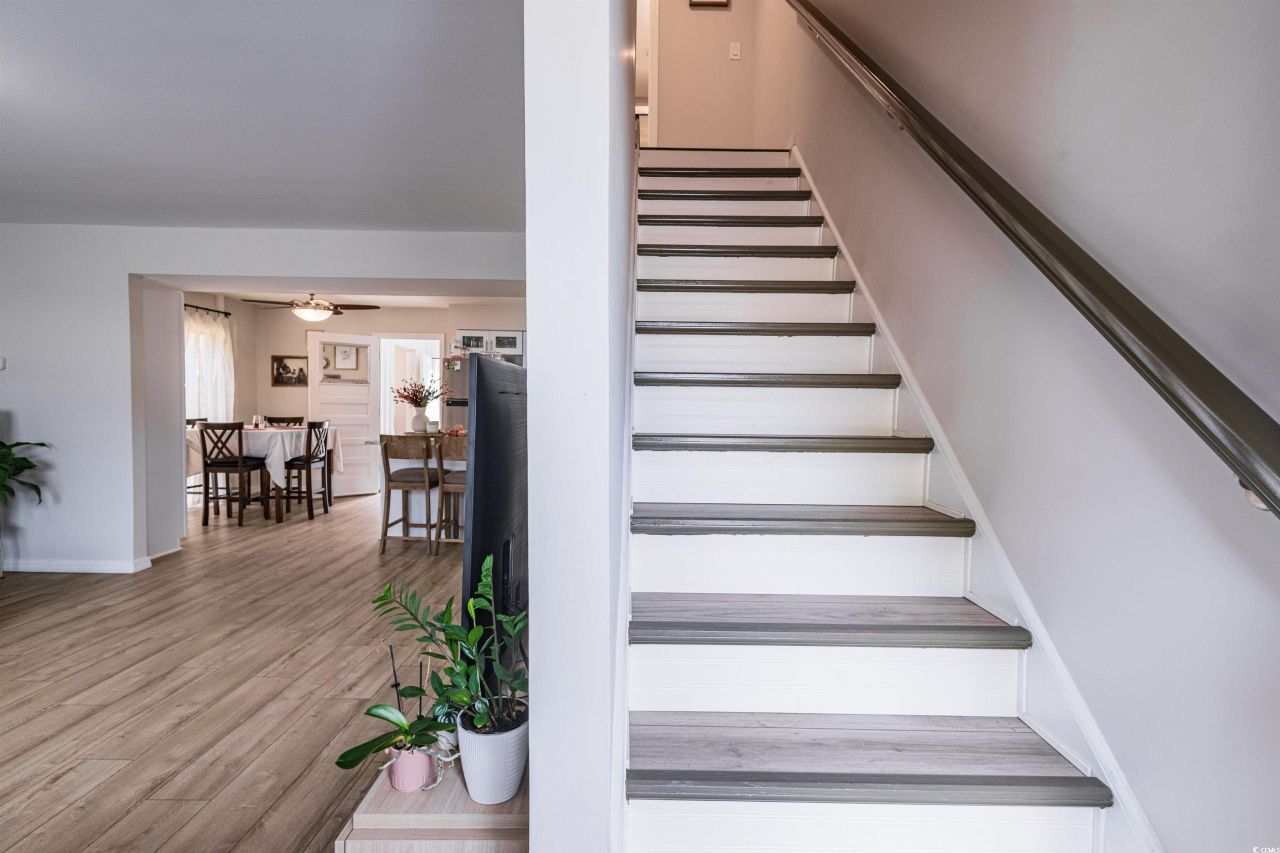 1608 Fawn Vista Dr. N Photo 14