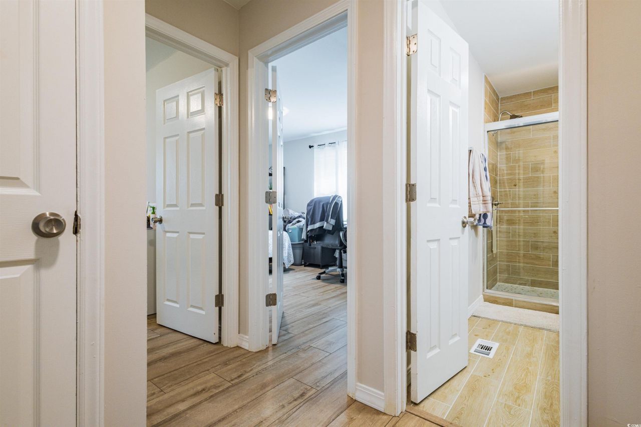 1608 Fawn Vista Dr. N Photo 15