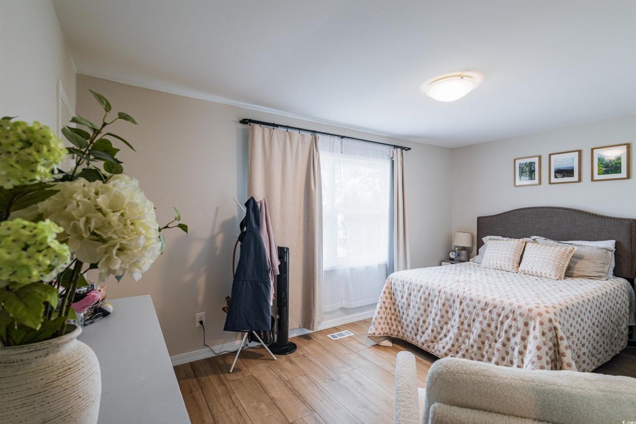 1608 Fawn Vista Dr. N Photo 20