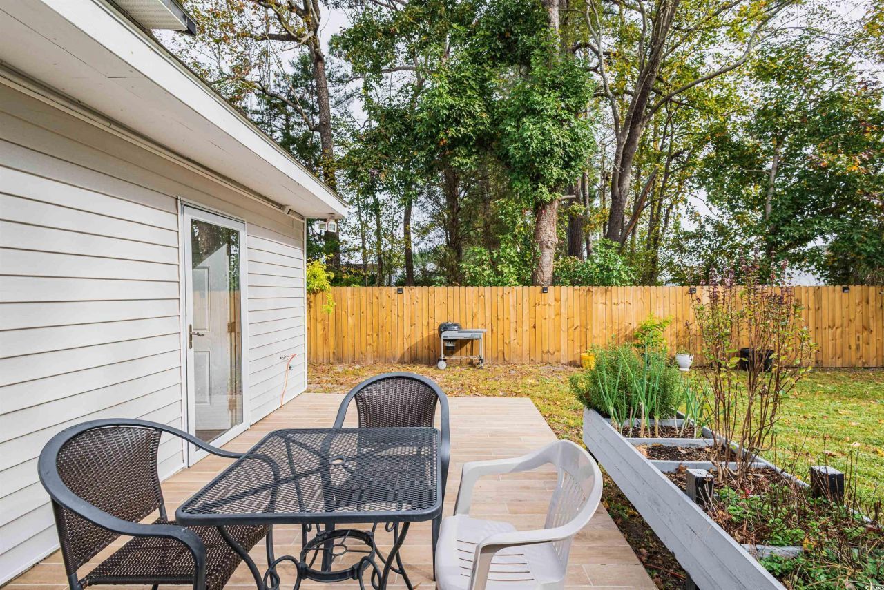 1608 Fawn Vista Dr. N Photo 33