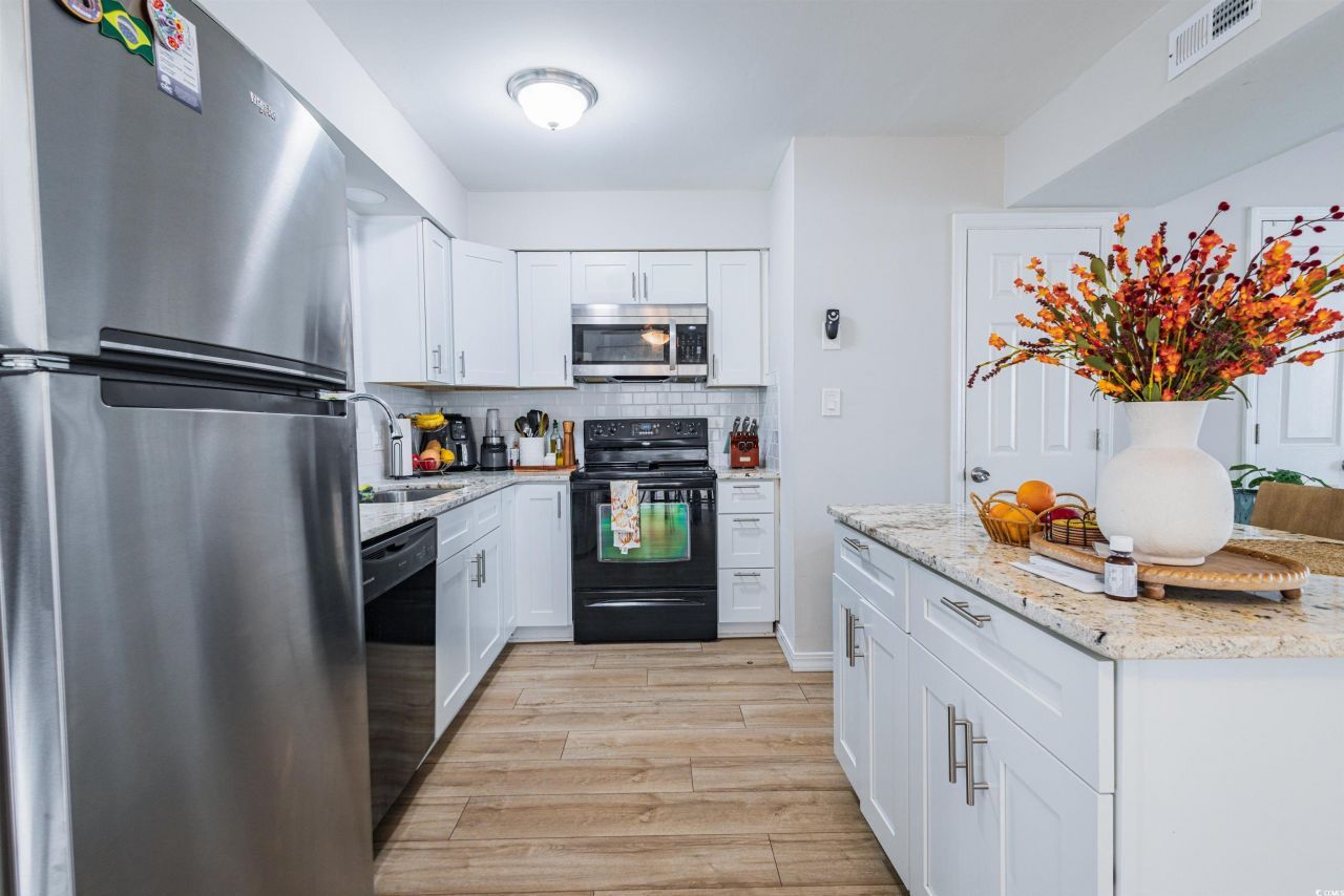 1608 Fawn Vista Dr. N Photo 8