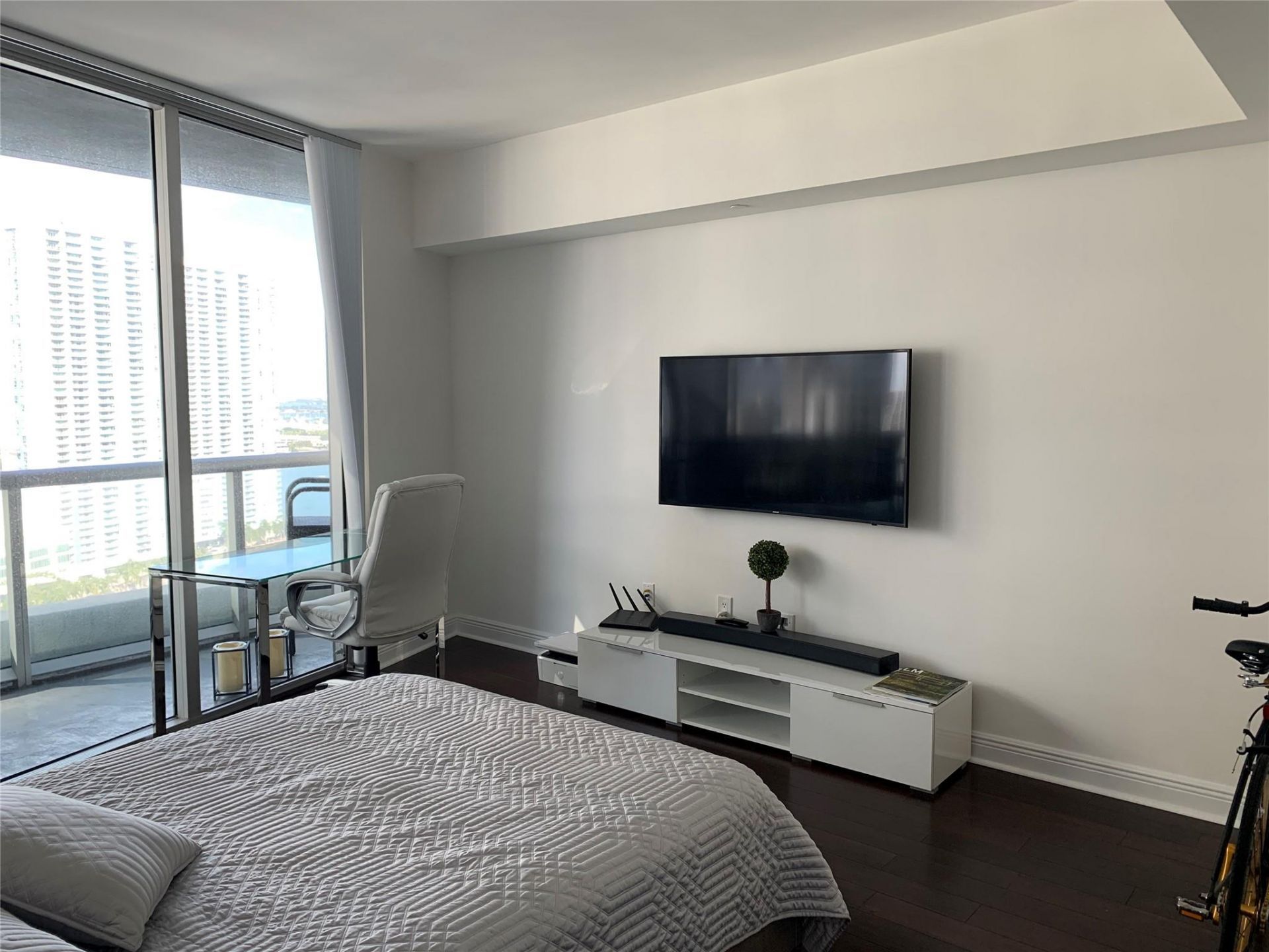 495 Brickell Avenue, Unit 2308, Miami, FL 33131 Photo