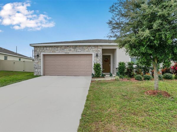 24409 SUNNYS HALO WAY, SORRENTO, FL 32776