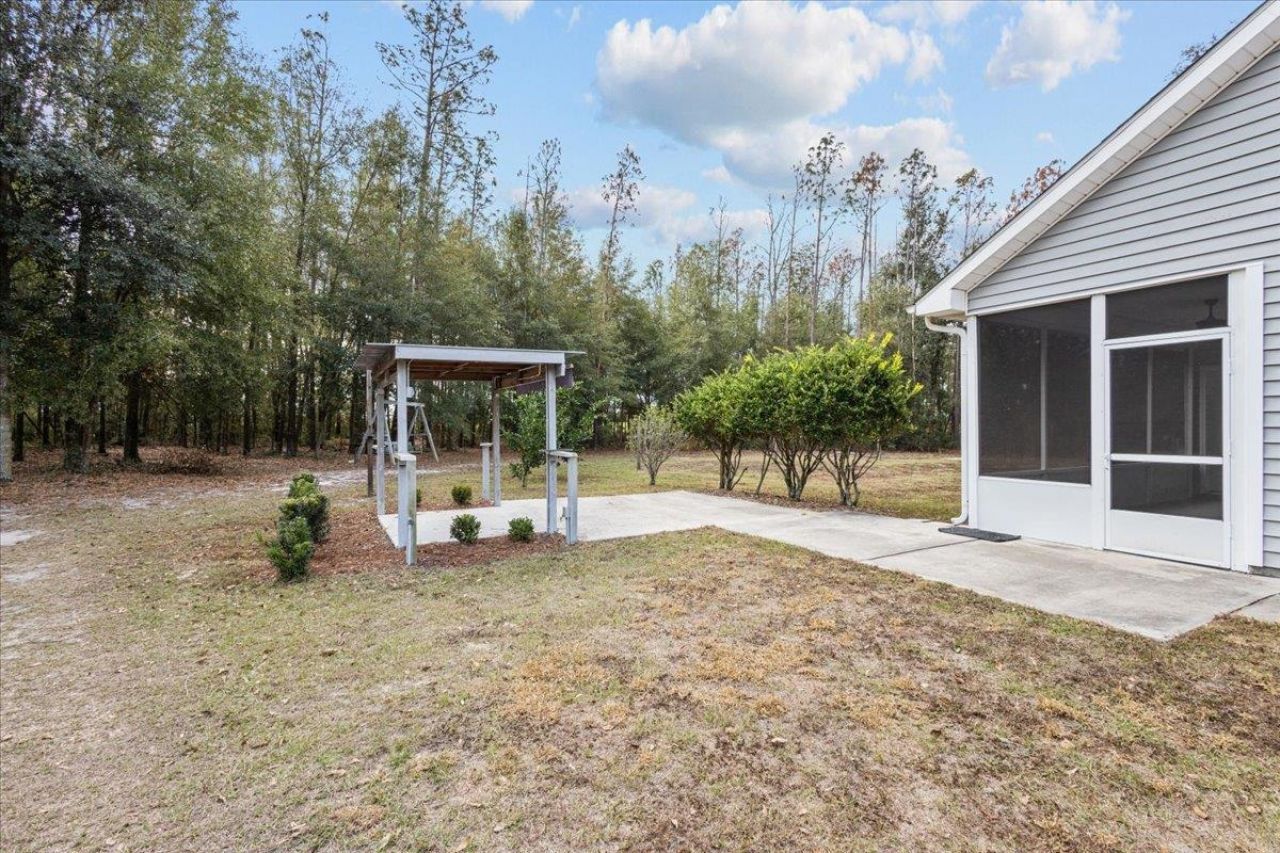 1164 NE Juniper Drive, Lee, FL 32059 Photo