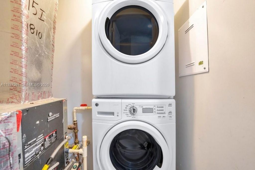 1010 Brickell Ave, Unit 1810, Miami, FL 33131 Photo