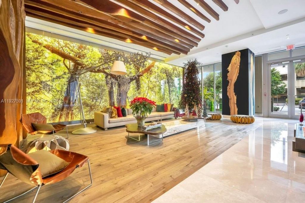 1010 Brickell Ave, Unit 1810, Miami, FL 33131 Photo