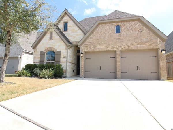 8422 FLINT MDWS, San Antonio, TX 78254