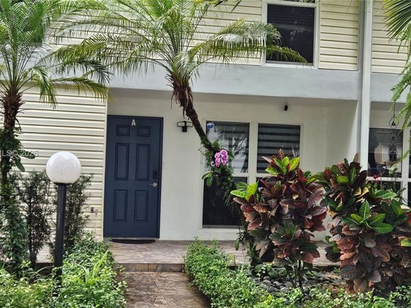 2750 N 34th Ave, Unit 9A, Hollywood, FL 33021