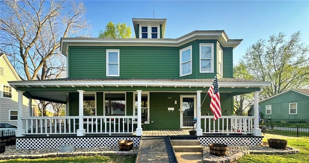 801 E Pearl Street, Harrisonville, MO 64701 Main Photo