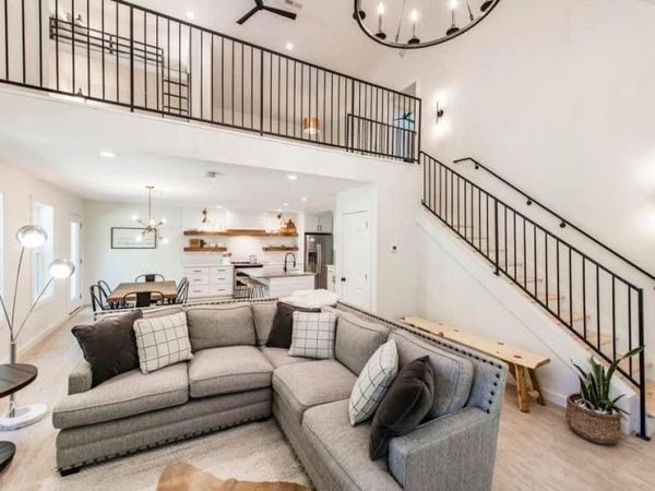 623 Beartrail Ln , Gatlinburg, TN 37738