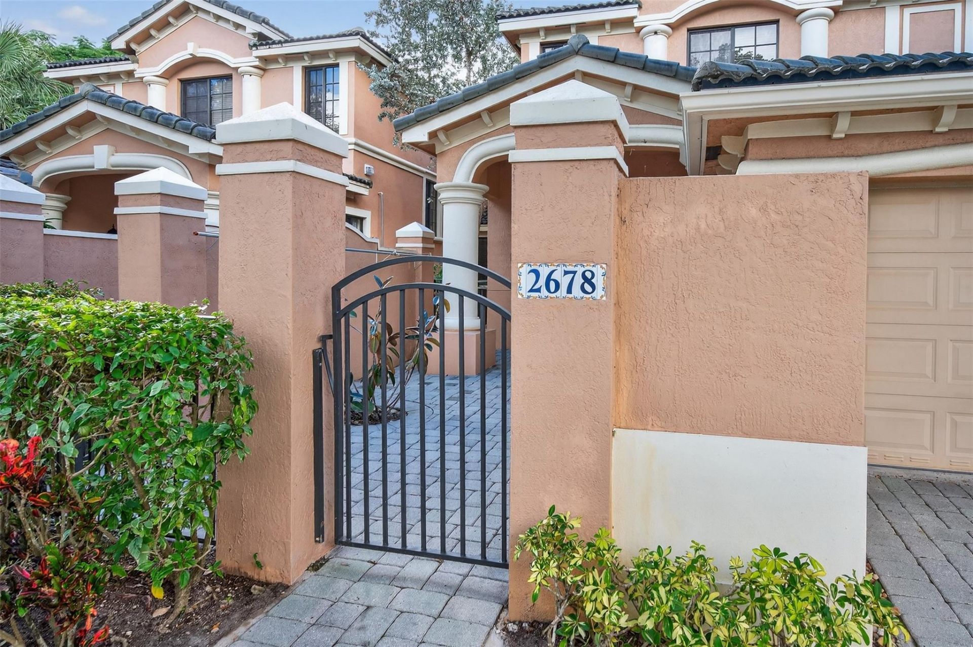 2678 Center Court Drive, Unit 2678, Weston, FL 33332 Photo