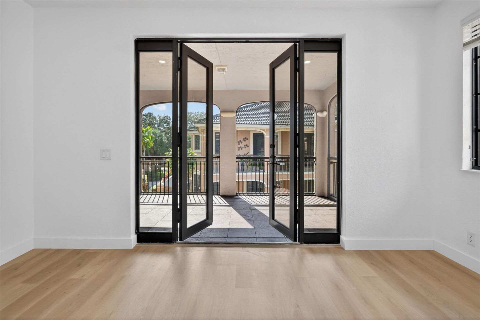 2678 Center Court Drive, Unit 2678, Weston, FL 33332 Photo