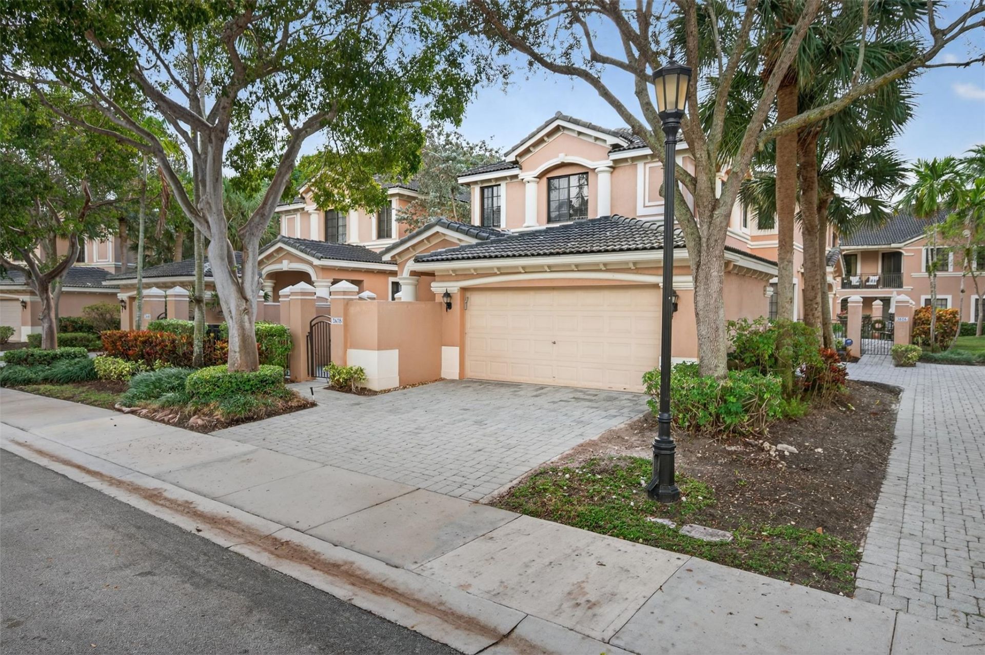 2678 Center Court Drive, Unit 2678, Weston, FL 33332 Photo