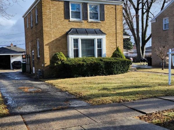 1433 Bristol Avenue, Westchester, IL 60154