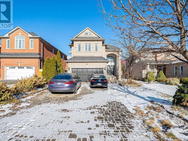 681 Bristol Road West, Mississauga (Hurontario), ON L5R3Y1