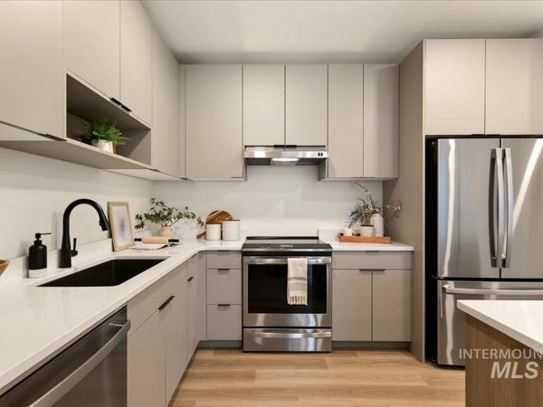 2312 S Broadway Avenue, Unit A102, Boise, ID 83706