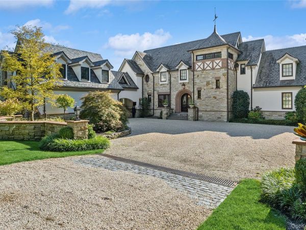 200# Centre Island Road, Centre Island, NY 11771