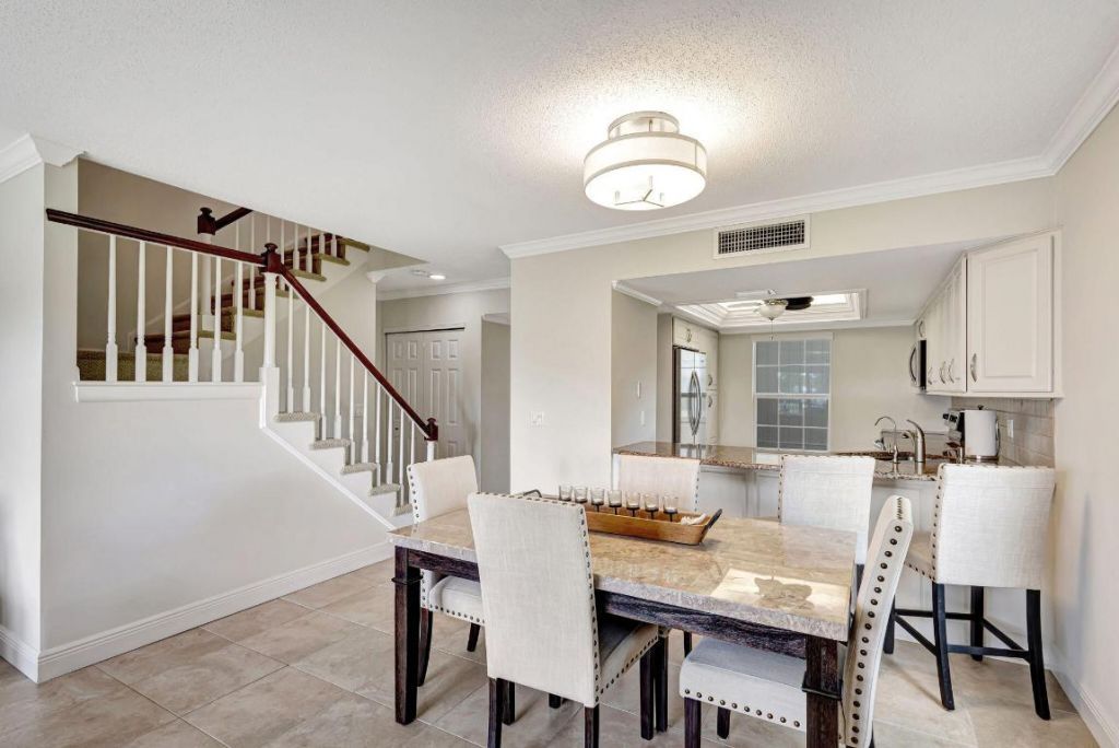 18350 SE Wood Haven Lane, Unit F, Jupiter, FL 33469 Photo