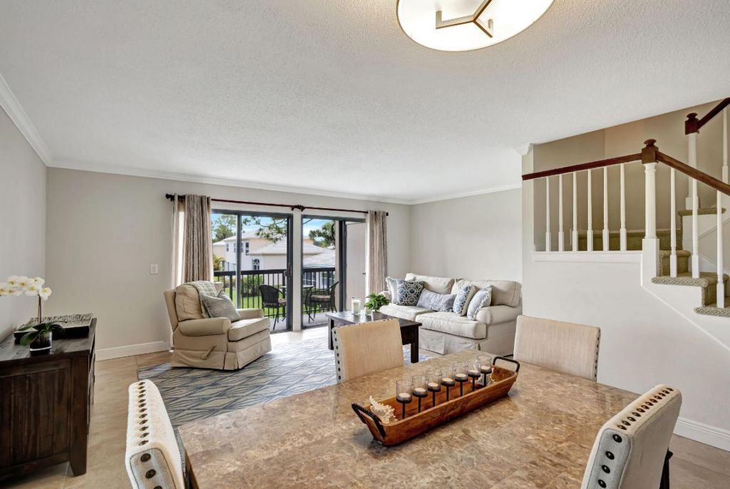 18350 SE Wood Haven Lane, Unit F, Jupiter, FL 33469 Photo