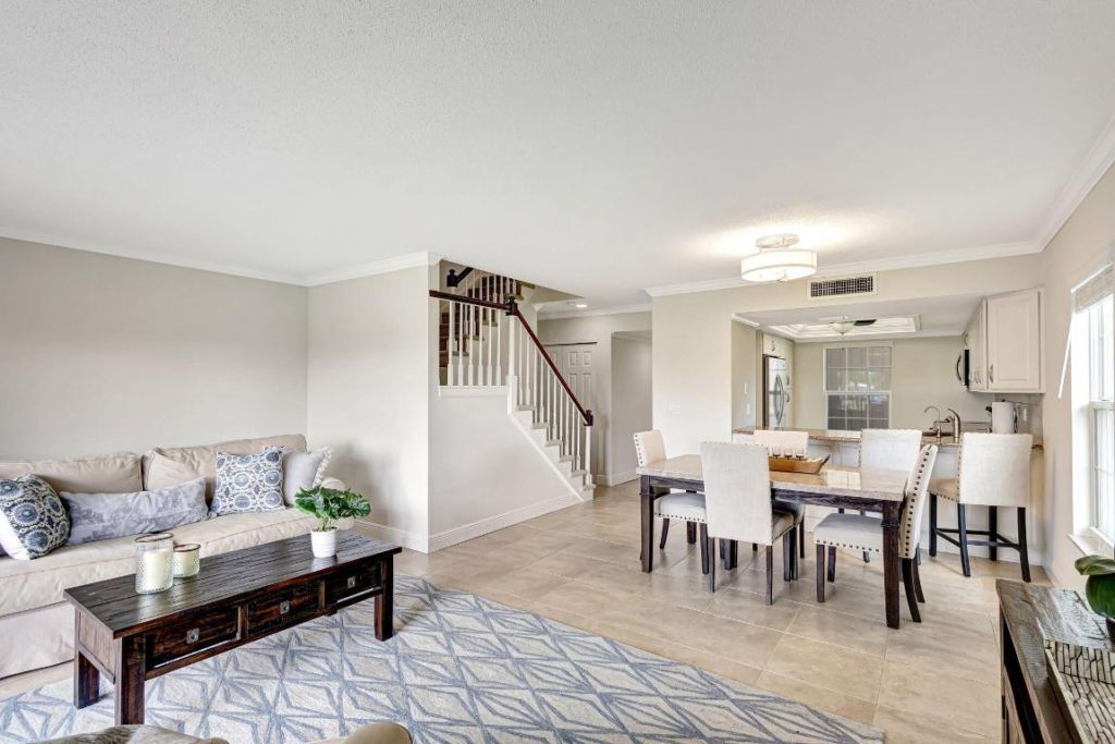 18350 SE Wood Haven Lane, Unit F, Jupiter, FL 33469 Photo
