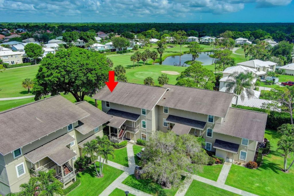 18350 SE Wood Haven Lane, Unit F, Jupiter, FL 33469 Photo