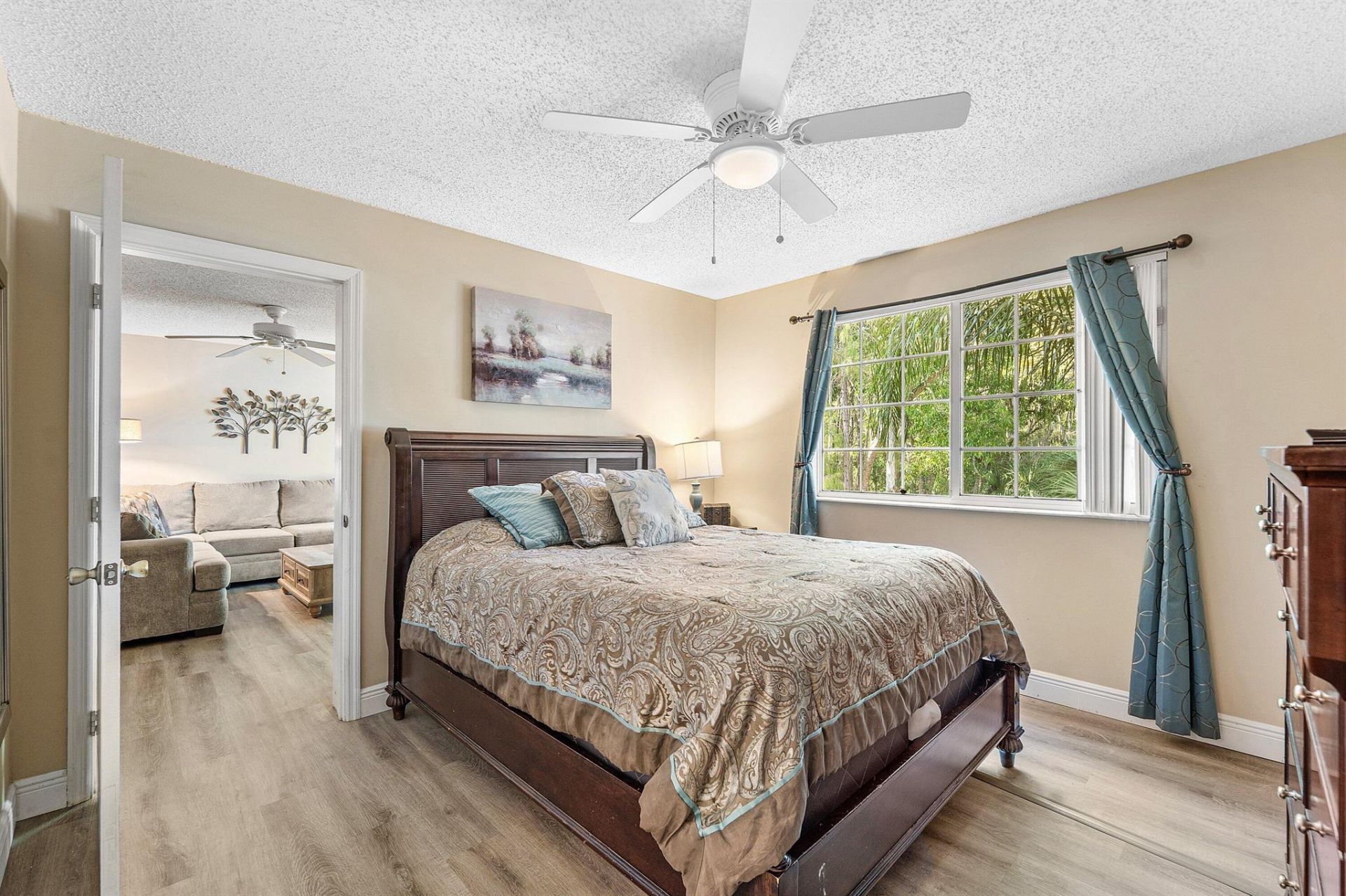 1000 Crestwood Court S, Unit 1015, Royal Palm Beach, FL 33411 Photo