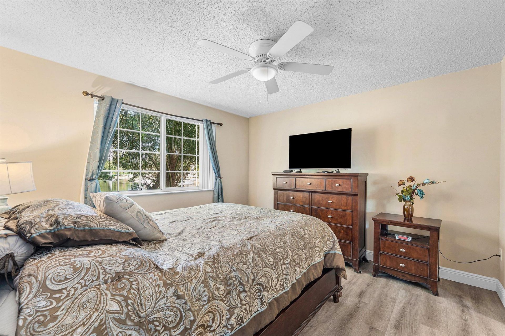 1000 Crestwood Court S, Unit 1015, Royal Palm Beach, FL 33411 Photo