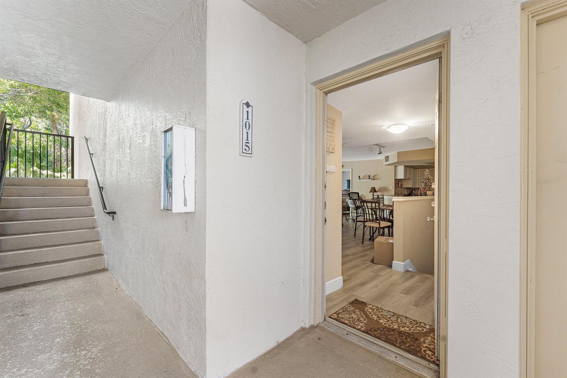 1000 Crestwood Court S, Unit 1015, Royal Palm Beach, FL 33411 Photo