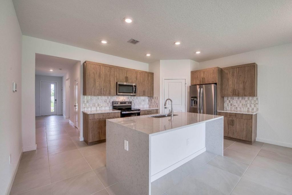 2071 NE Cedar Street, Jensen Beach, FL 34957 Photo