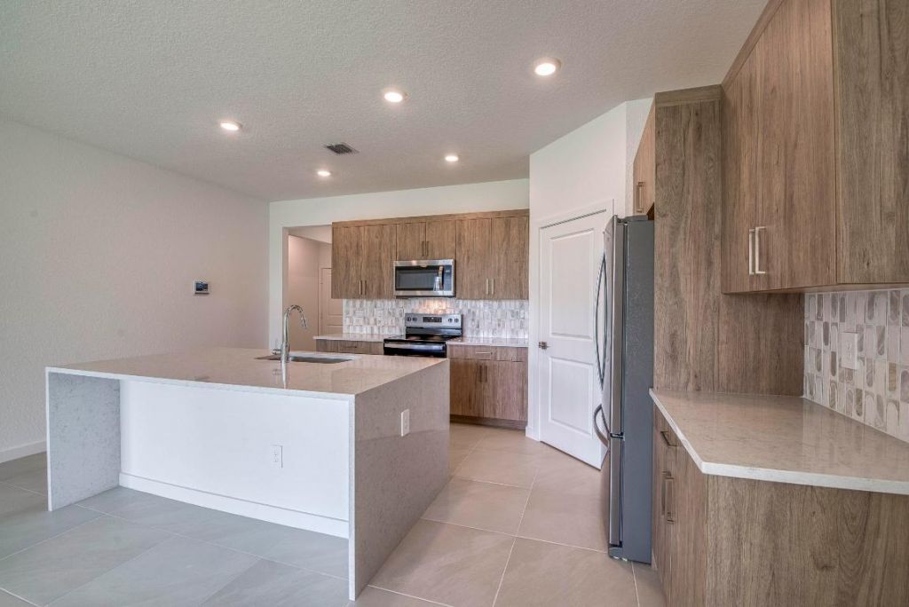 2071 NE Cedar Street, Jensen Beach, FL 34957 Photo