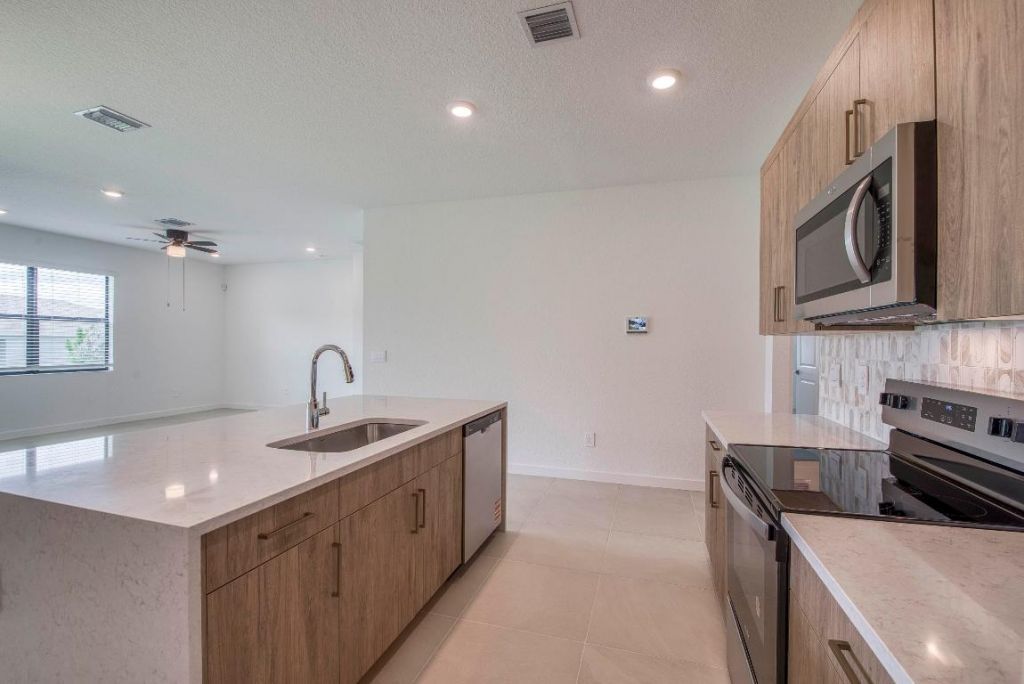 2071 NE Cedar Street, Jensen Beach, FL 34957 Photo